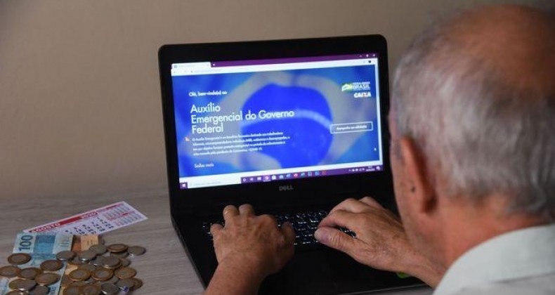 Caixa libera saque do auxílio para 5,9 milhões nesta quinta-feira