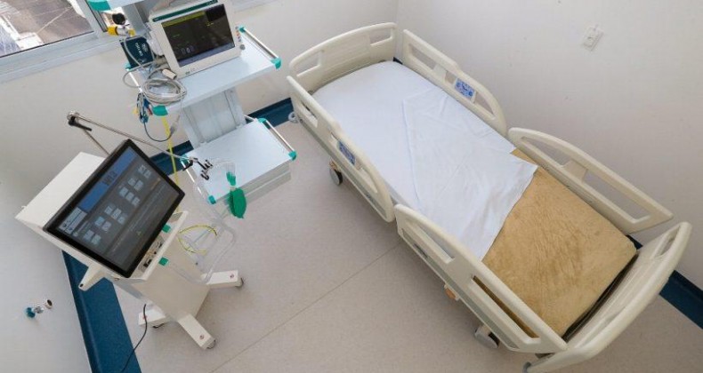 Número de óbitos devido a Covid-19 caiu pela metade em setembro