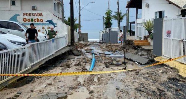 Bombinhas deve declarar estado de emergência devido às chuvas
