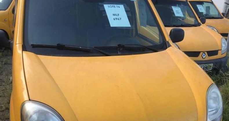 Correios de Santa Catarina vão leiloar 137 veículos na próxima semana