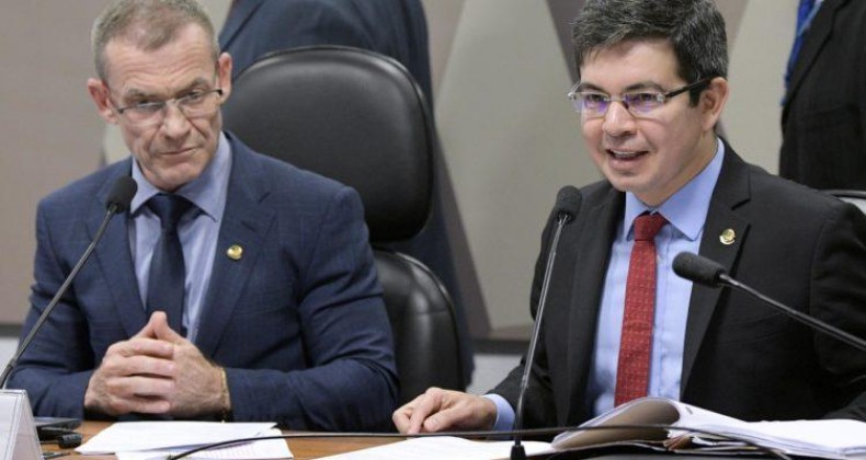 “Omissão lamentável do Senado”: senadores reagem à decisão de Barroso