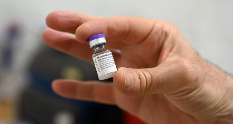 Veja qual será a única cidade de SC que receberá a vacina da Pfizer