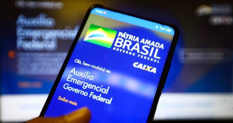 Caixa deposita 3ª parcela do auxílio a 2,2 milhões nascidos em abril 