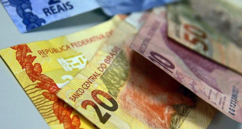 Receita Federal paga restituições do terceiro lote do Imposto de Renda