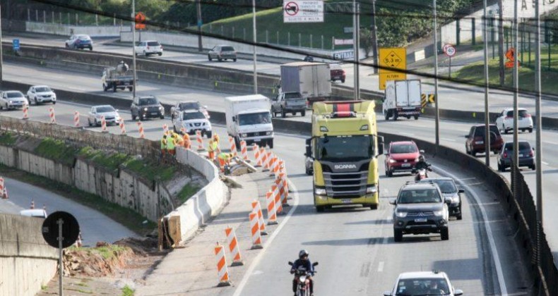 Projeto quer proibir tráfego de motos em trechos da BR-101