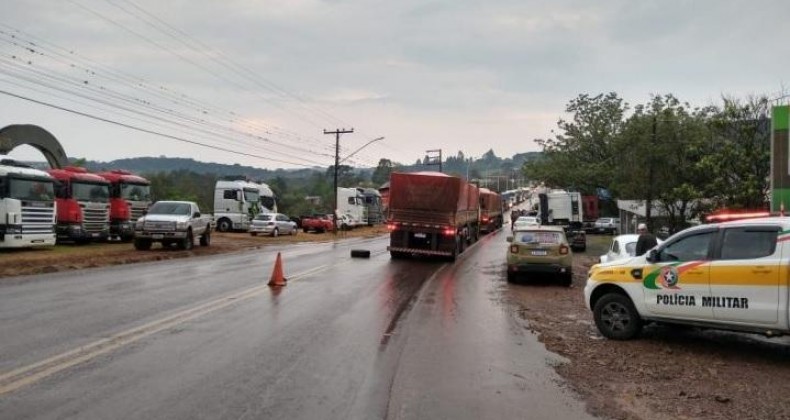 Bloqueios em Santa Catarina não representam todos os caminhoneiros