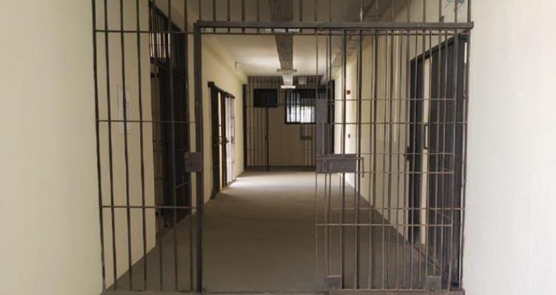 Visitas presenciais em presídios serão retomadas em SC; saiba quando