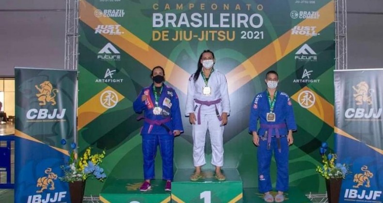 Atleta de Navegantes é Campeã Brasileira de Jiu-Jitsy