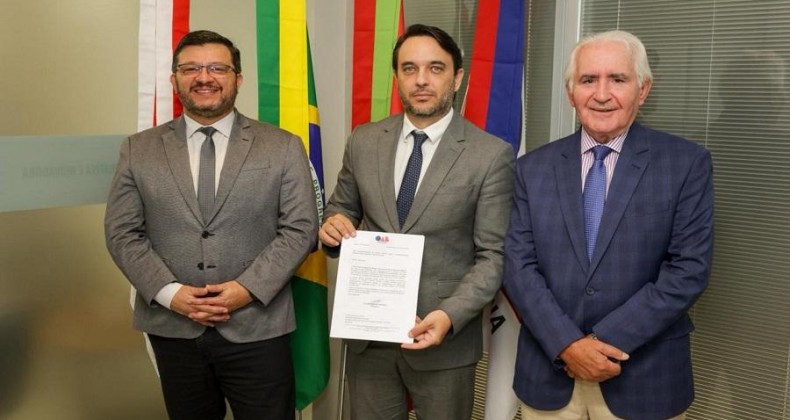 OAB/SC apresenta proposta de reforma do Supremo Tribunal Federal