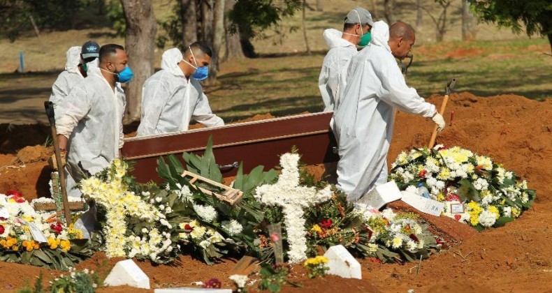 Brasil atinge a triste média de 1.540 mortes no 7º dia acima de mil óbitos em 24 h