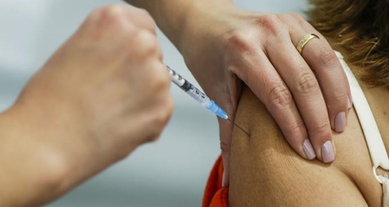 População de 31 anos será vacinada a partir desta quarta - feira (04) em Navegantes