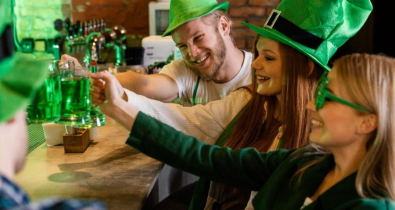 Saint Patrick's Day: Praia Brava entra no clima da festa irlandesa nesta sexta-feira, 17